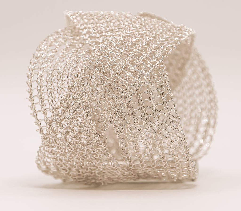 Manchette Large – Collection tressée Finition argentée –MLSMAT1