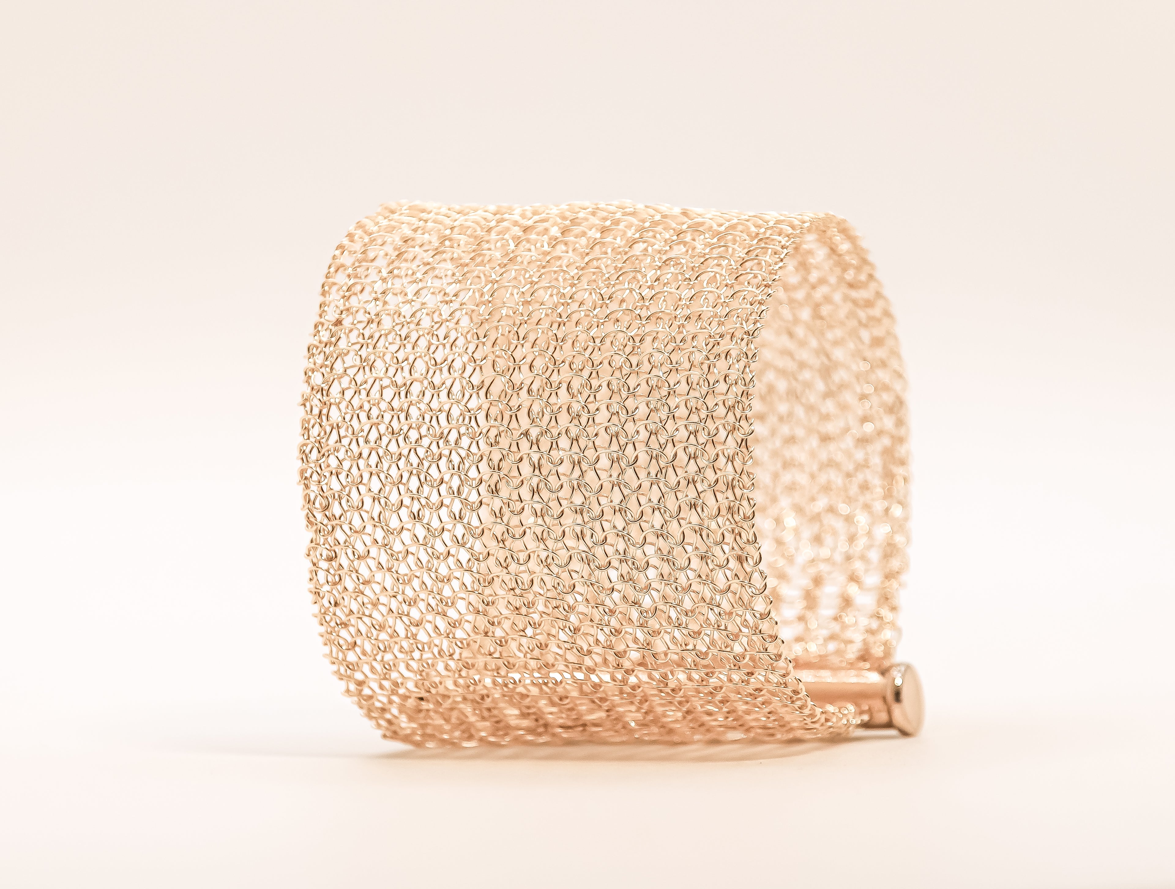 Manchette Large – Collection tissée Finition dorée – MLSMO1