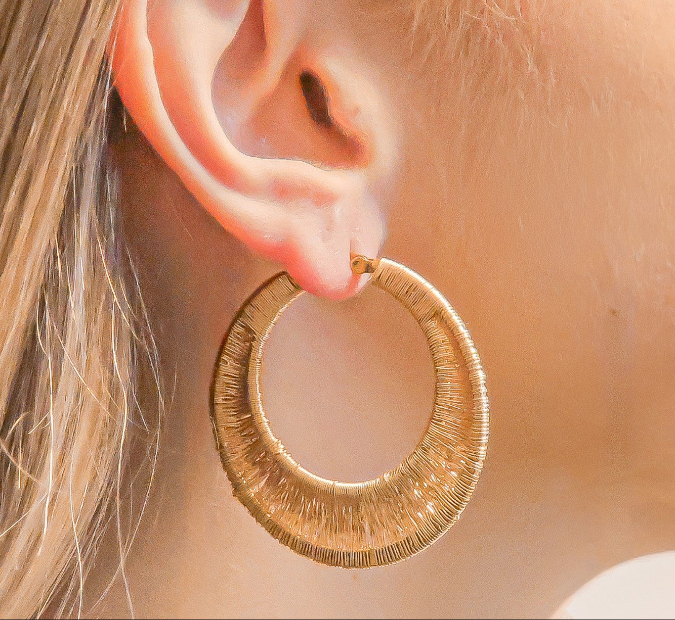 Boucles d’oreilles créoles - Collection tissée